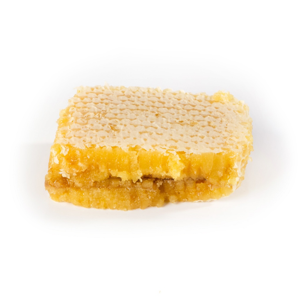 Как правильно есть мёд в сотах (фото)